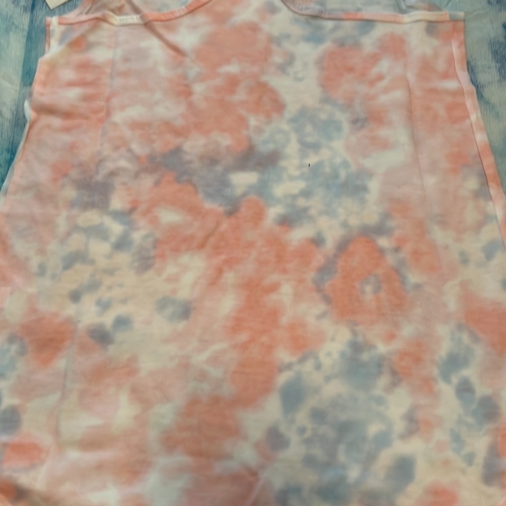 So tank top - Picture 5 of 5